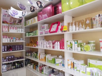 廣州時尚女孩生物科技 一站式貼心代加工服務與化妝品批發新標桿